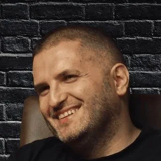 Tony Dúbravec